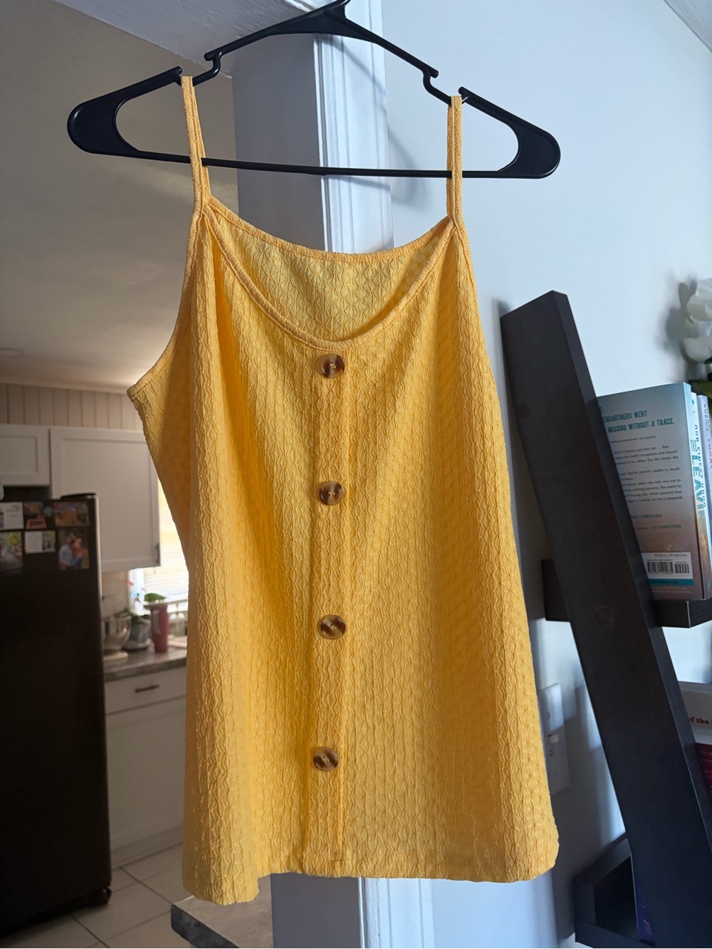 Yellow Button Front Textured Tank Top Size Small